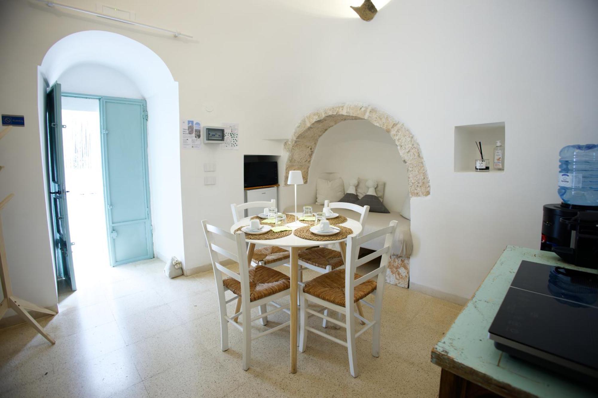 Ad Un Passo Da Cisternino - Trulli Con Foresta, Bici E Barbecue 치스테르니노 외부 사진